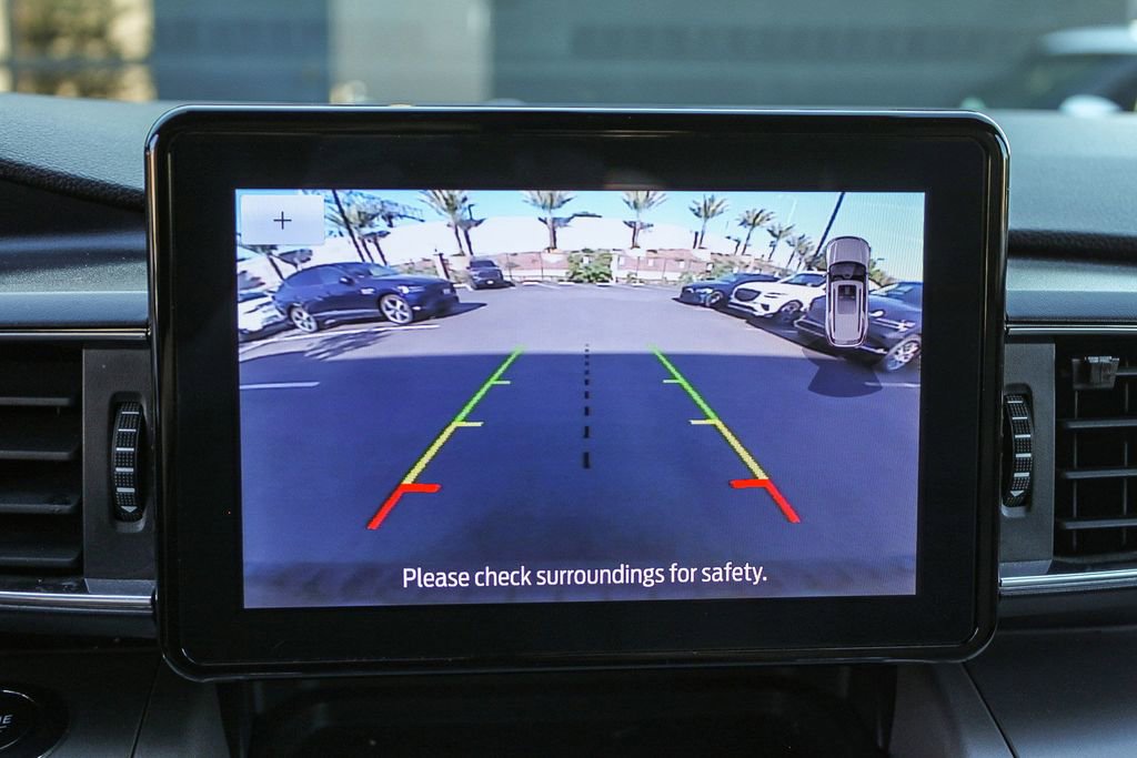 Used 2023 Ford Explorer XLT w/ Equipment Group 202A RWD image 30