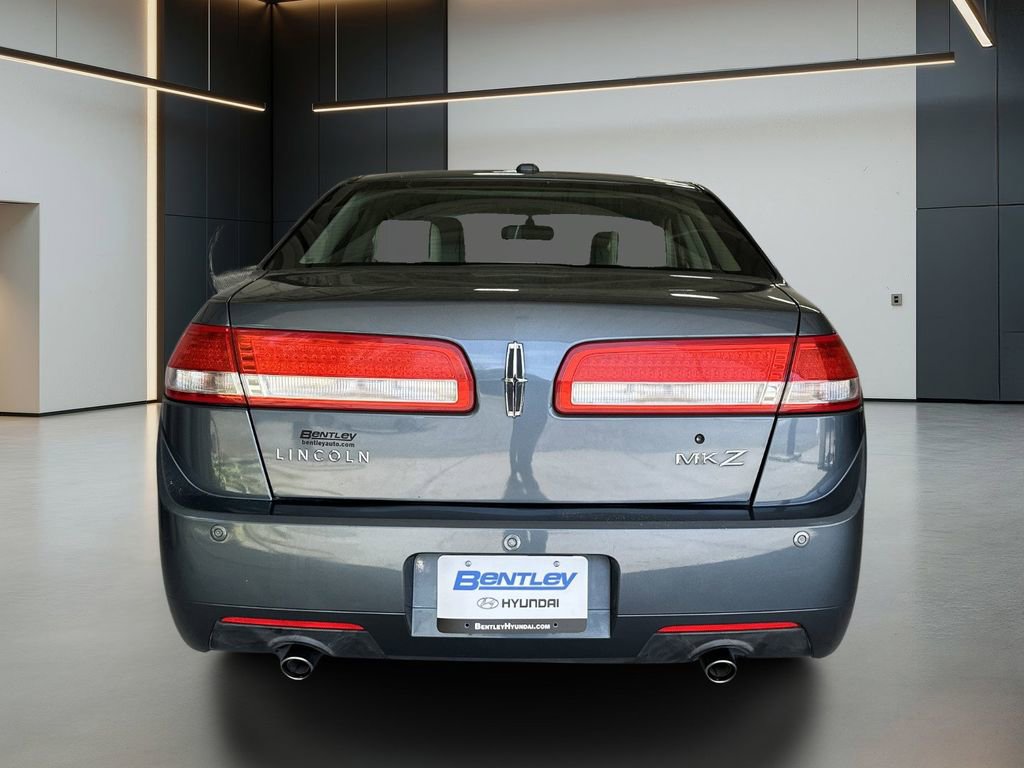 Used 2012 Lincoln MKZ FWD image 4