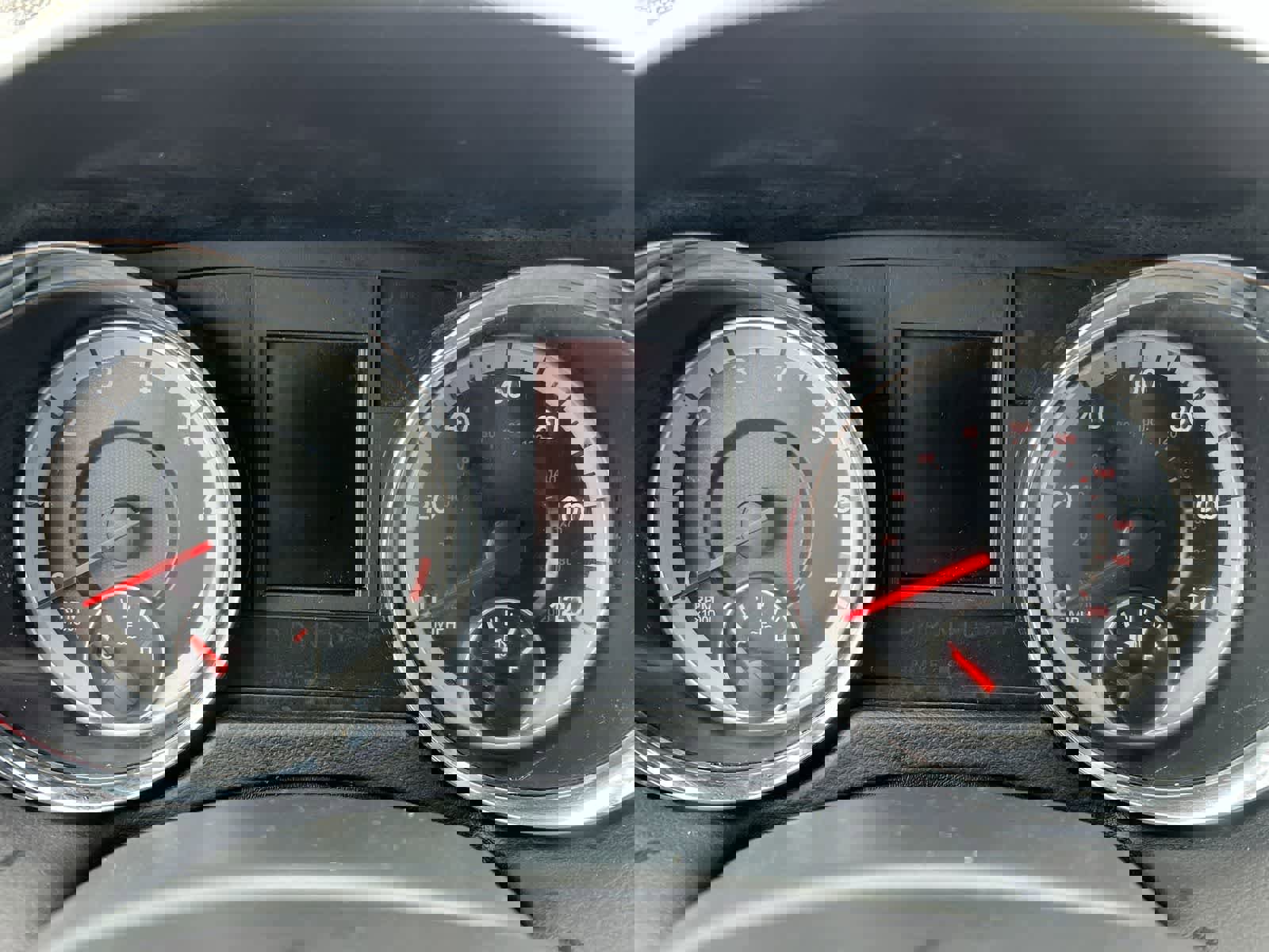 Used 2018 Dodge Grand Caravan GT image 31