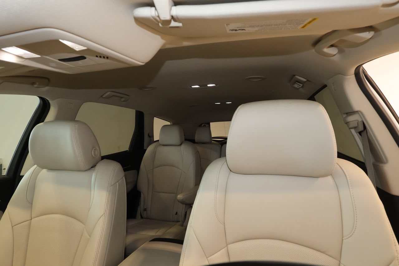 Used 2024 Buick Enclave Essence w/ Sport Touring Edition AWD/4WD image 17