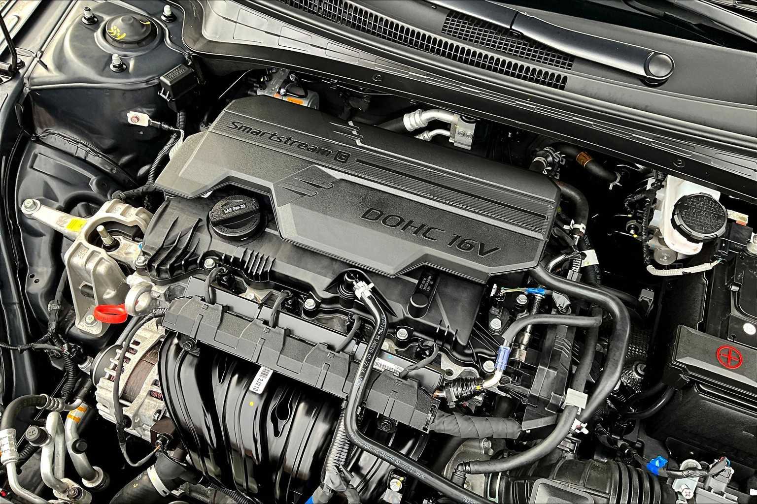 Used 2024 Hyundai Elantra SEL w/ Convenience Package image 32