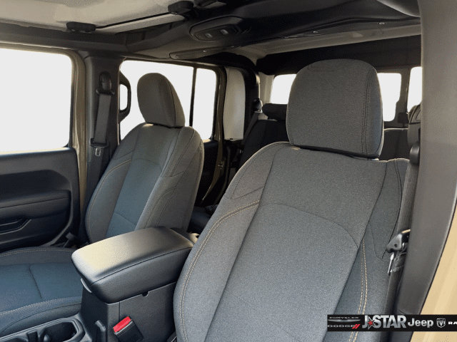 New 2026 Jeep Gladiator Sport AWD/4WD image 12