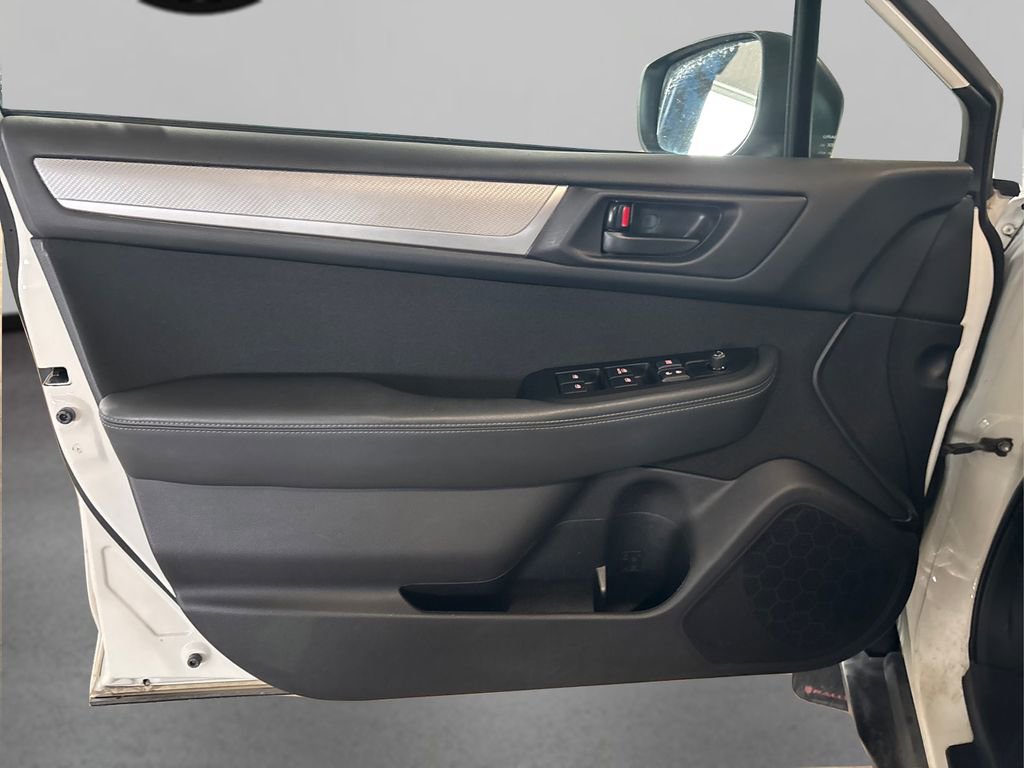 Used 2019 Subaru Outback 2.5i image 22