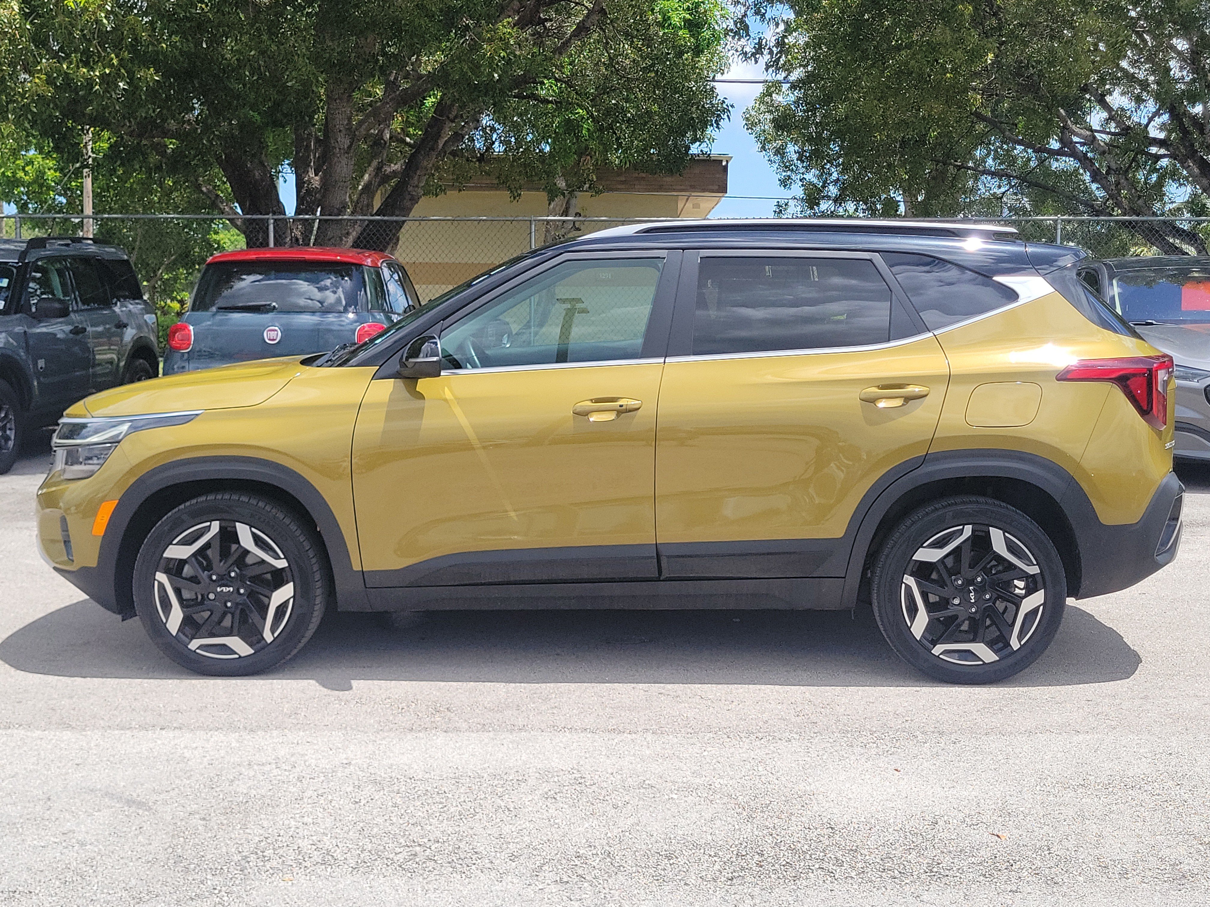 Used 2024 Kia Seltos SX AWD/4WD image 8
