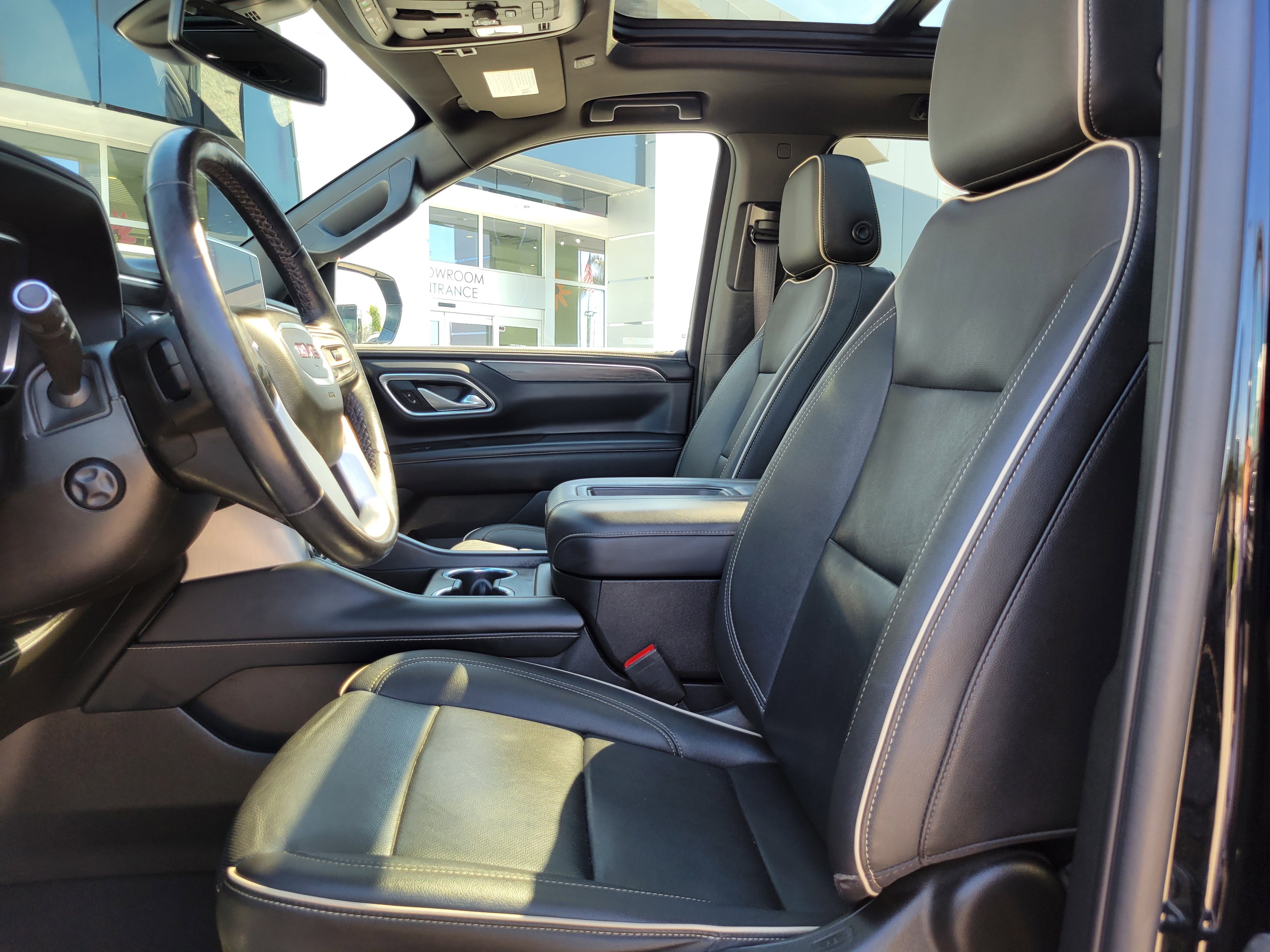 Used 2022 GMC Yukon SLT w/ SLT Premium Package RWD image 12