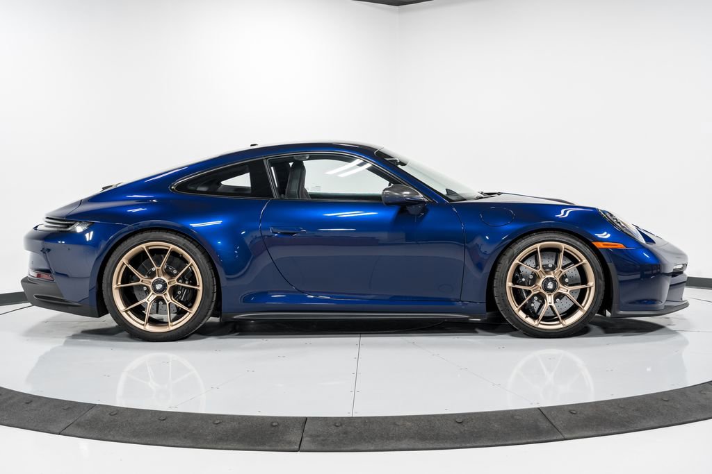Used 2022 Porsche 911 GT3 RWD image 2