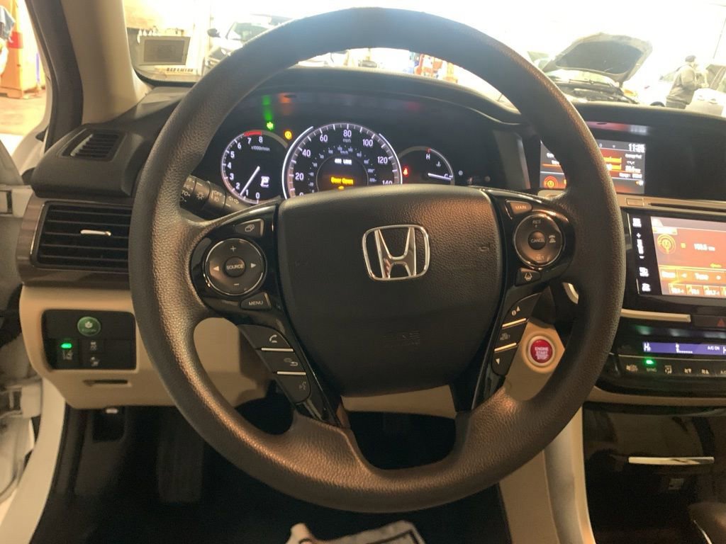 Used 2016 Honda Accord EX image 15