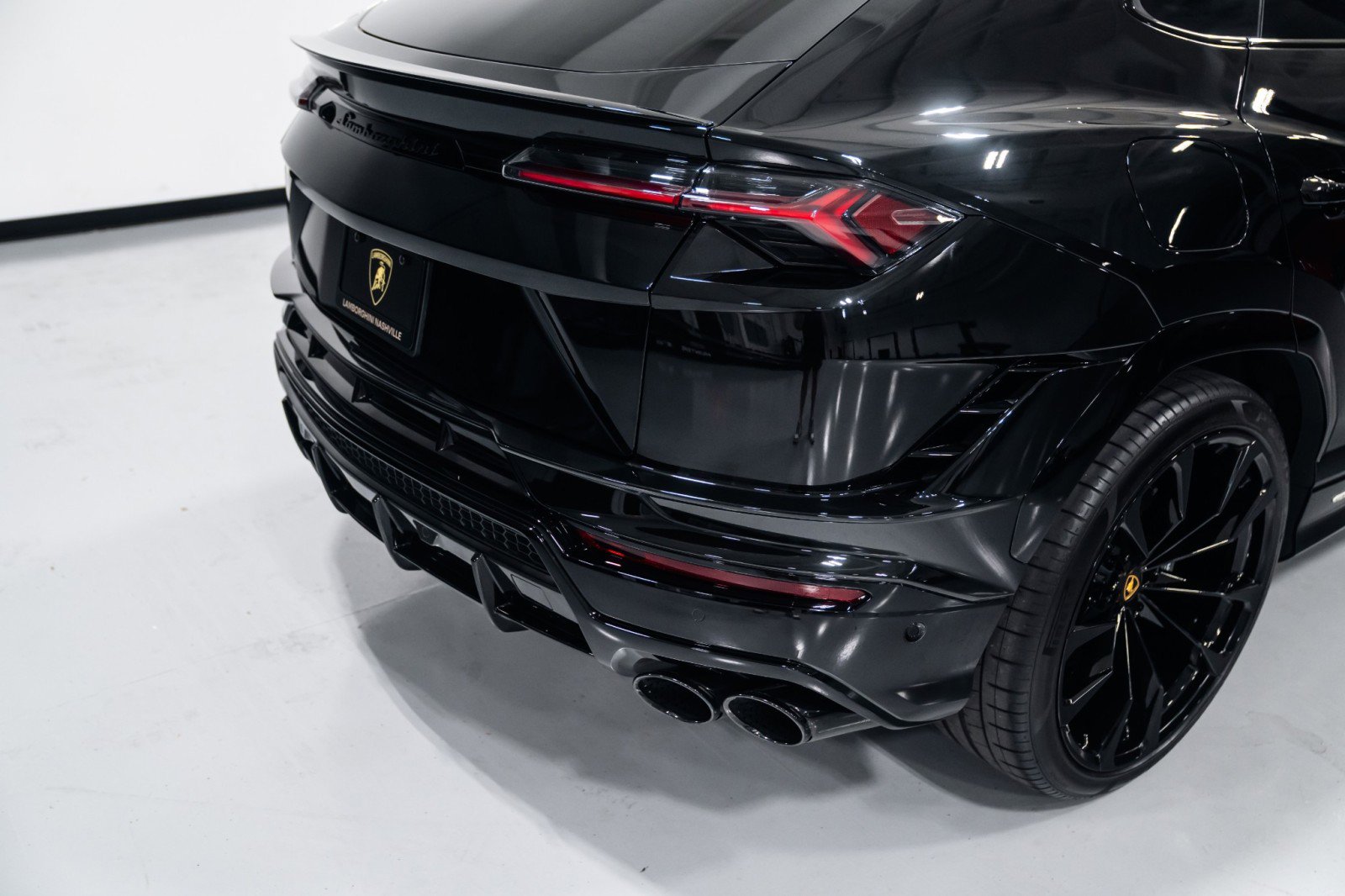 Used 2024 Lamborghini Urus S image 34