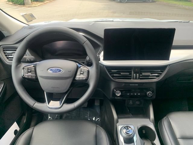 Used 2025 Ford Escape Platinum AWD/4WD image 17