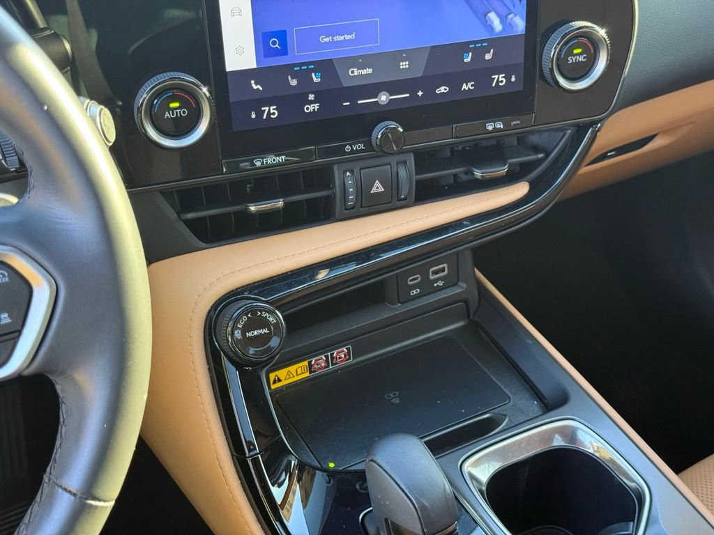 Certified 2025 Lexus NX 350 AWD w/ Accessory Package (Z2) image 36