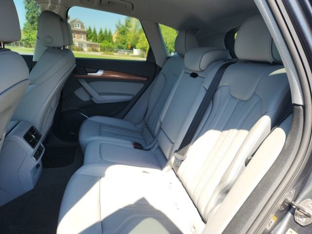 Used 2023 Audi Q5 e Premium AWD/4WD image 10