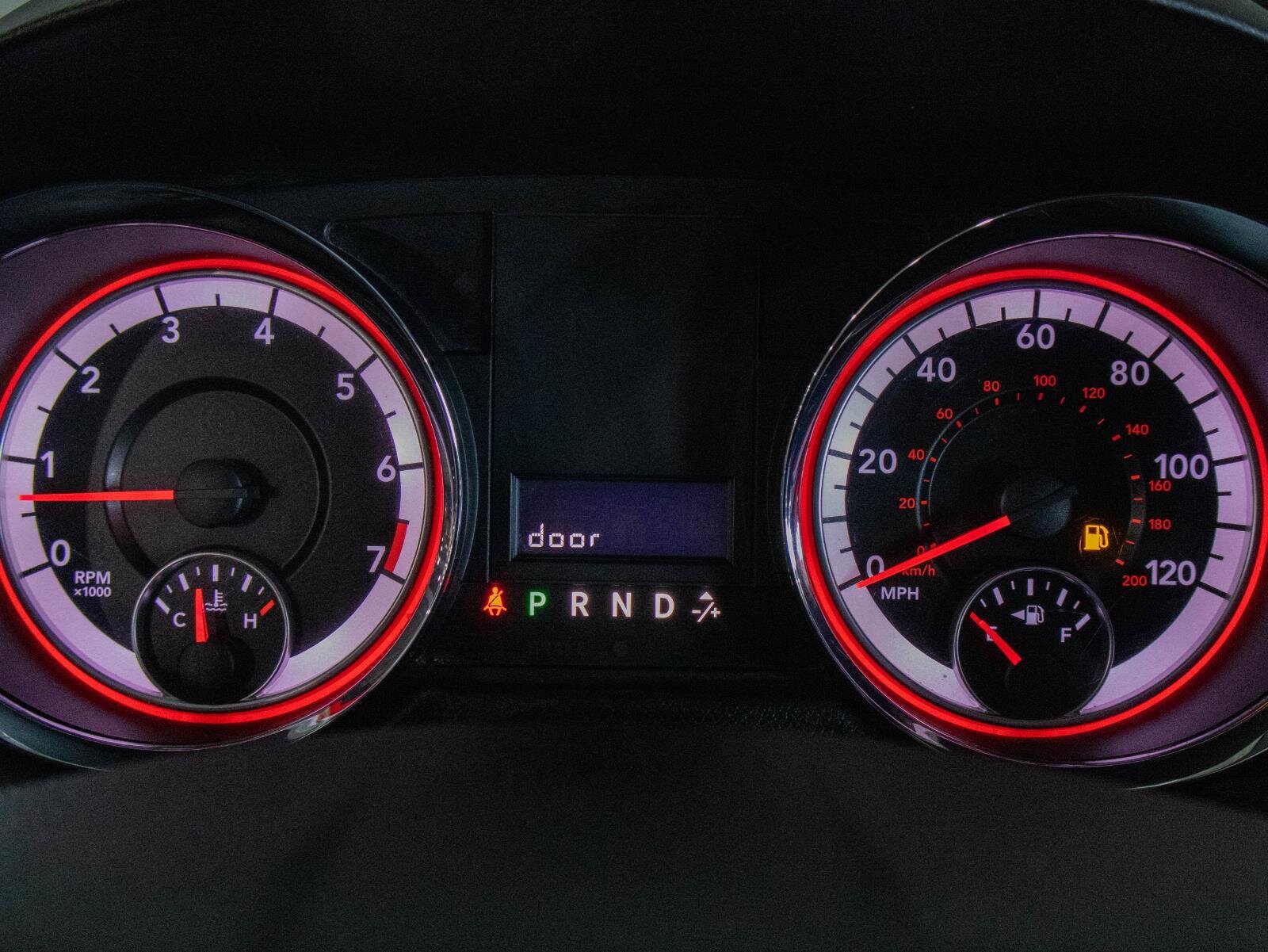 Used 2020 Dodge Grand Caravan SE image 14