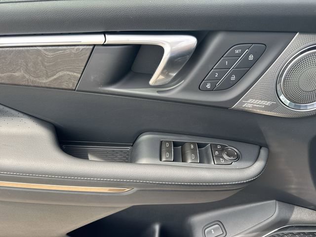 New 2026 Buick Enclave Avenir image 13