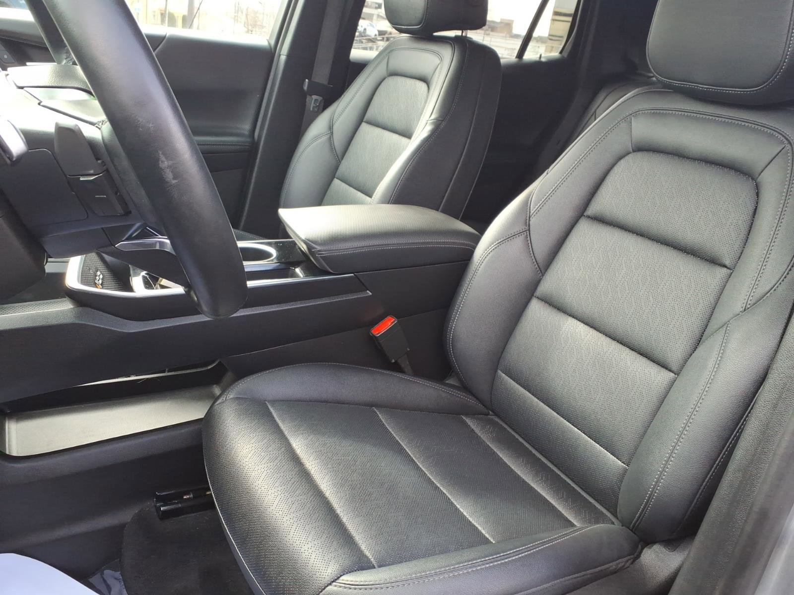 Used 2025 Chevrolet Equinox LT w/ Convenience Package II AWD/4WD image 11