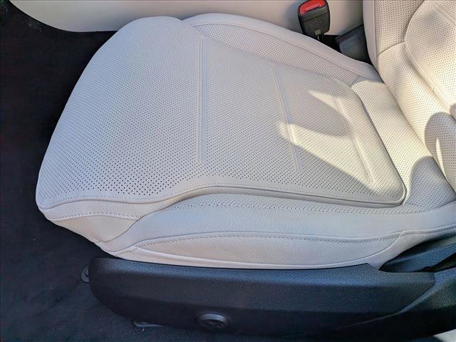 New 2026 Mercedes-Benz C 300 Sedan image 4