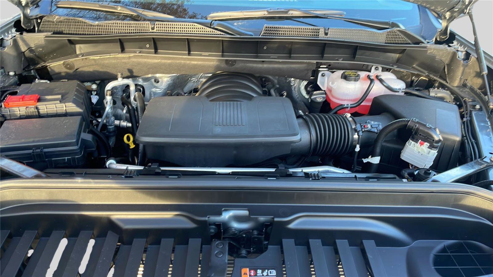 New 2026 GMC Sierra 1500 SLE image 24