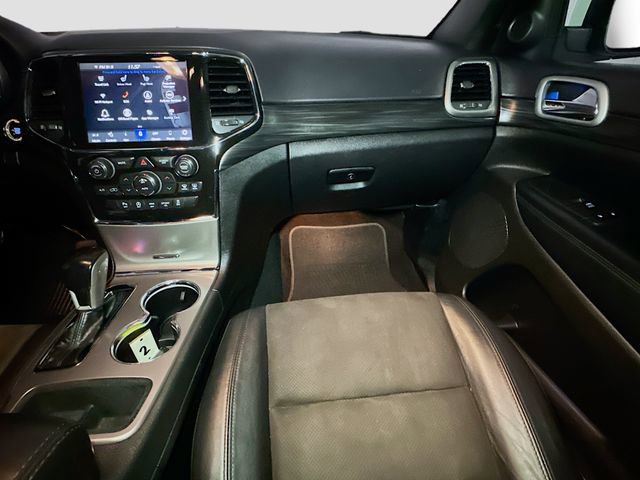 Used 2021 Jeep Grand Cherokee Laredo X image 32