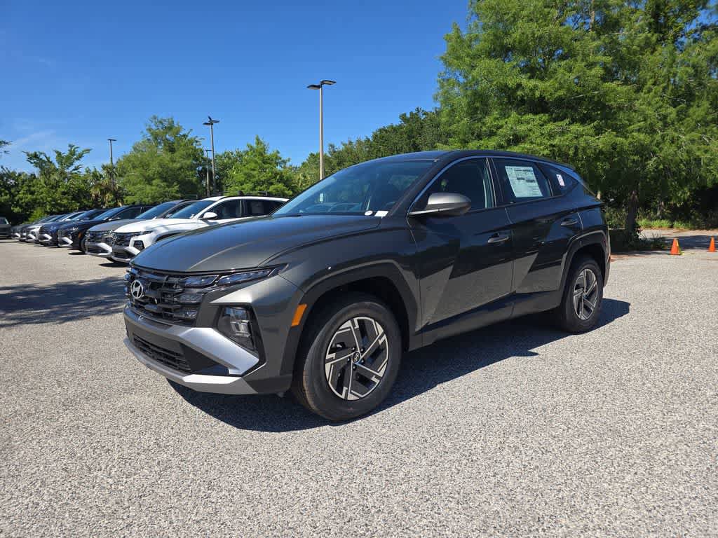 New 2026 Hyundai Tucson Blue SE AWD/4WD image 2