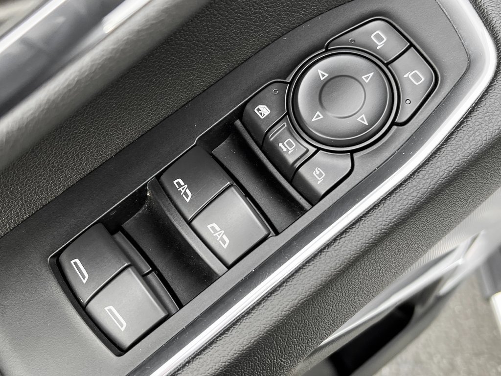 Used 2024 Chevrolet Silverado 2500 High Country image 26