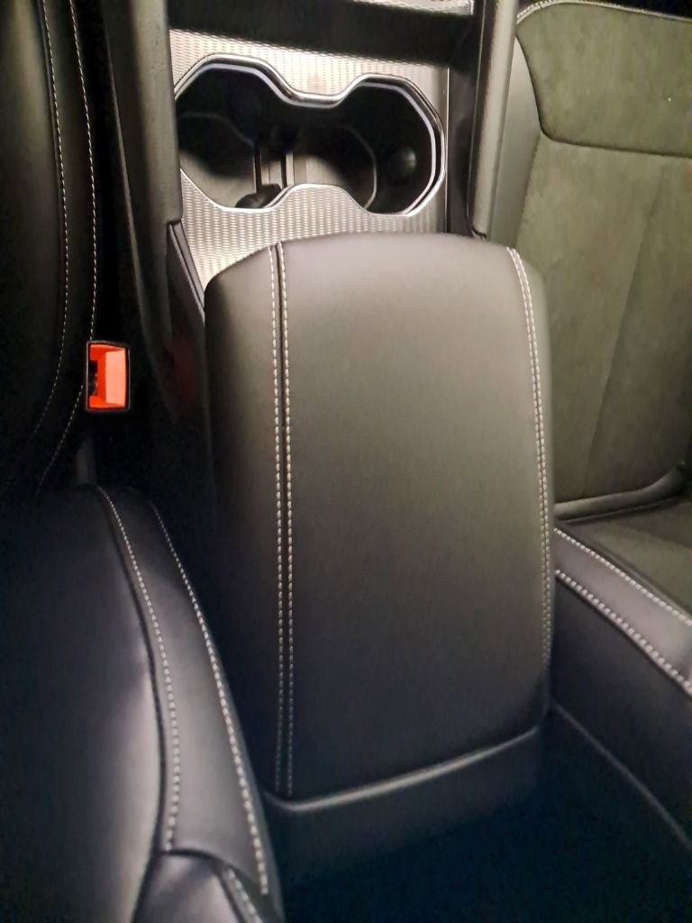 New 2026 Jeep Grand Cherokee Altitude image 13