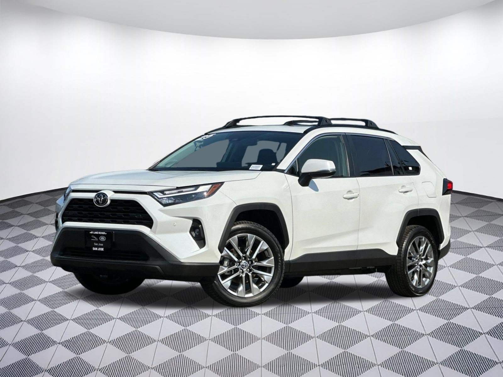Used 2025 Toyota RAV4 XLE Premium w/ Weather Package AWD/4WD image 30