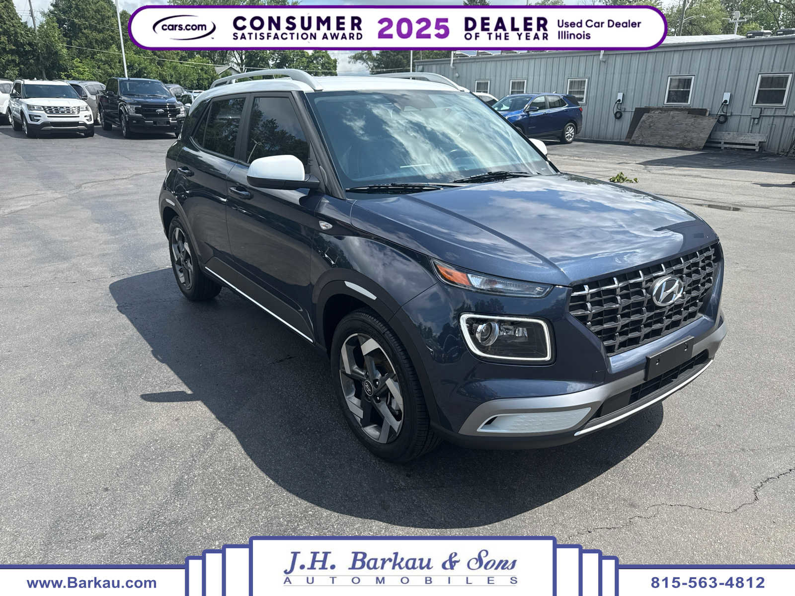 Used 2023 Hyundai Venue Limited image 1