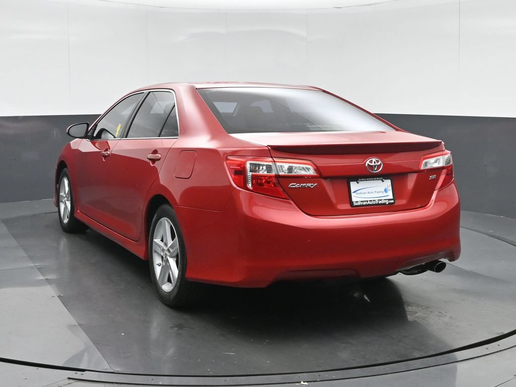 Used 2012 Toyota Camry SE FWD image 5