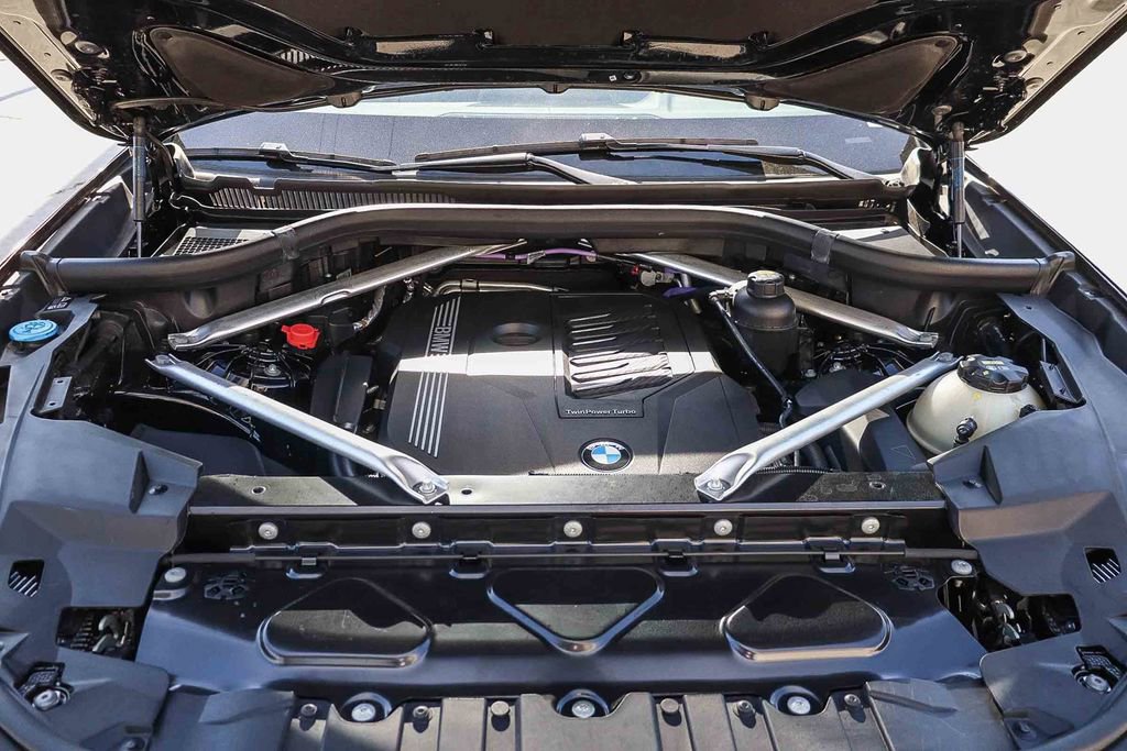 Used 2023 BMW X5 sDrive40i w/ Parking Assistance Package image 28