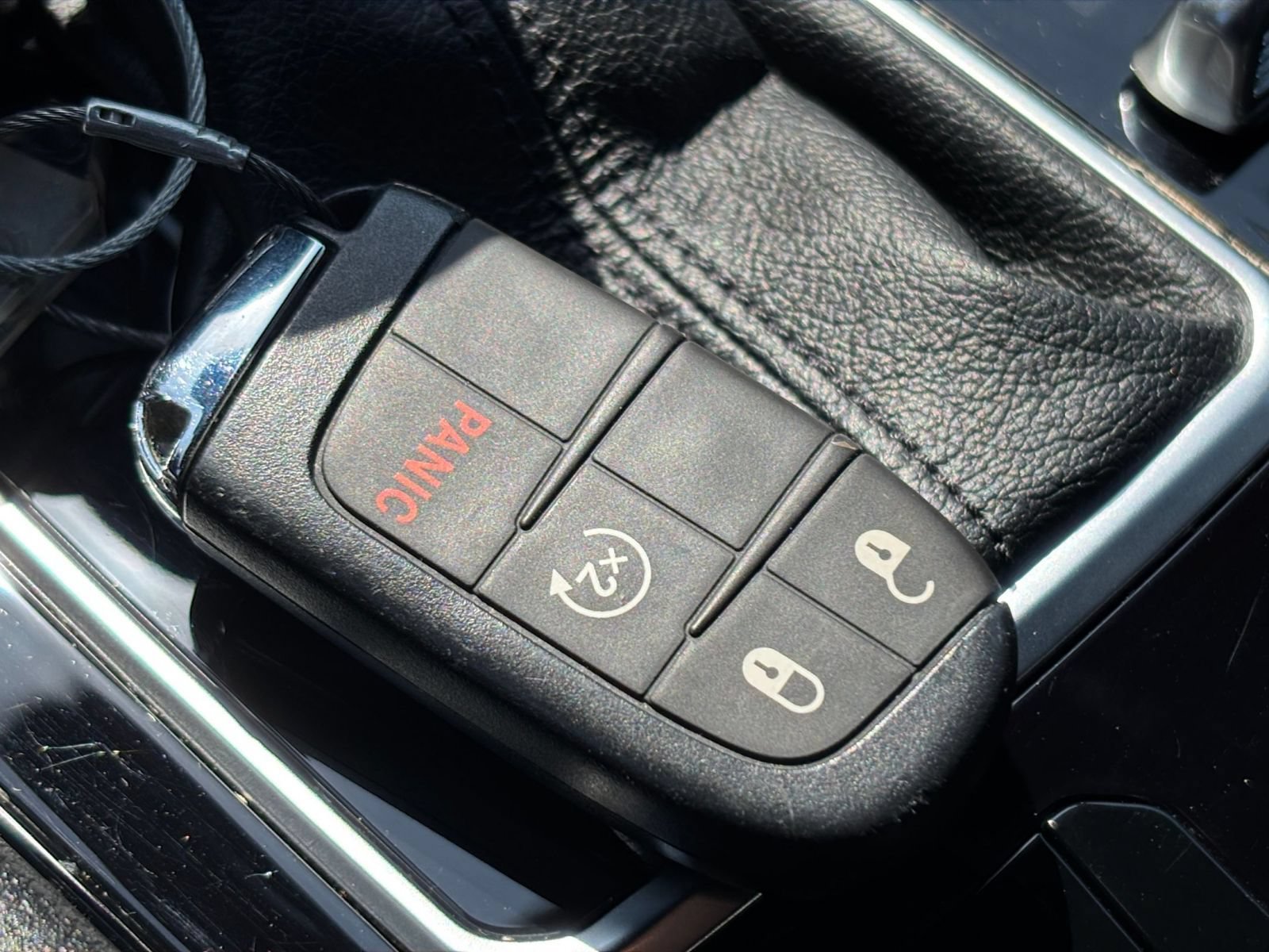 Used 2025 Jeep Compass Limited AWD/4WD image 21