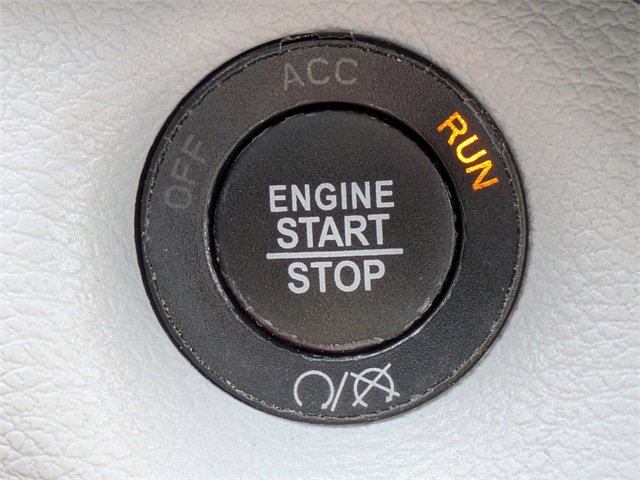 Used 2021 Jeep Cherokee Latitude Lux w/ Comfort/Convenience Group image 31