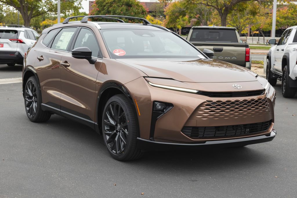 New 2026 Toyota Crown Signia image 3