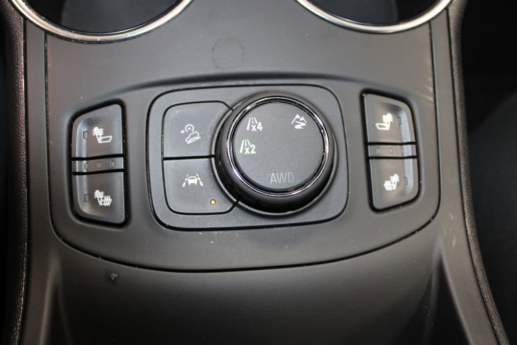 Used 2024 GMC Terrain SLT image 48