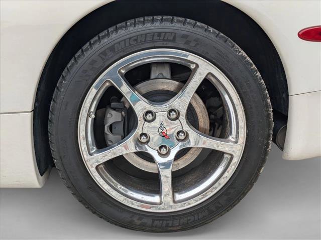 Used 2002 Chevrolet Corvette Convertible w/ Preferred Equipment Group2 image 14