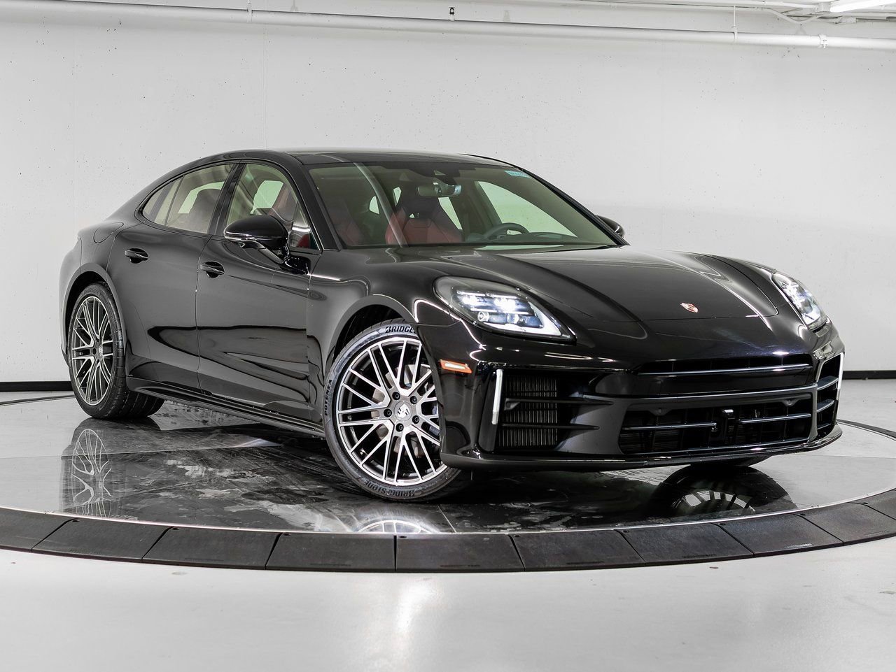 New 2026 Porsche Panamera image 9