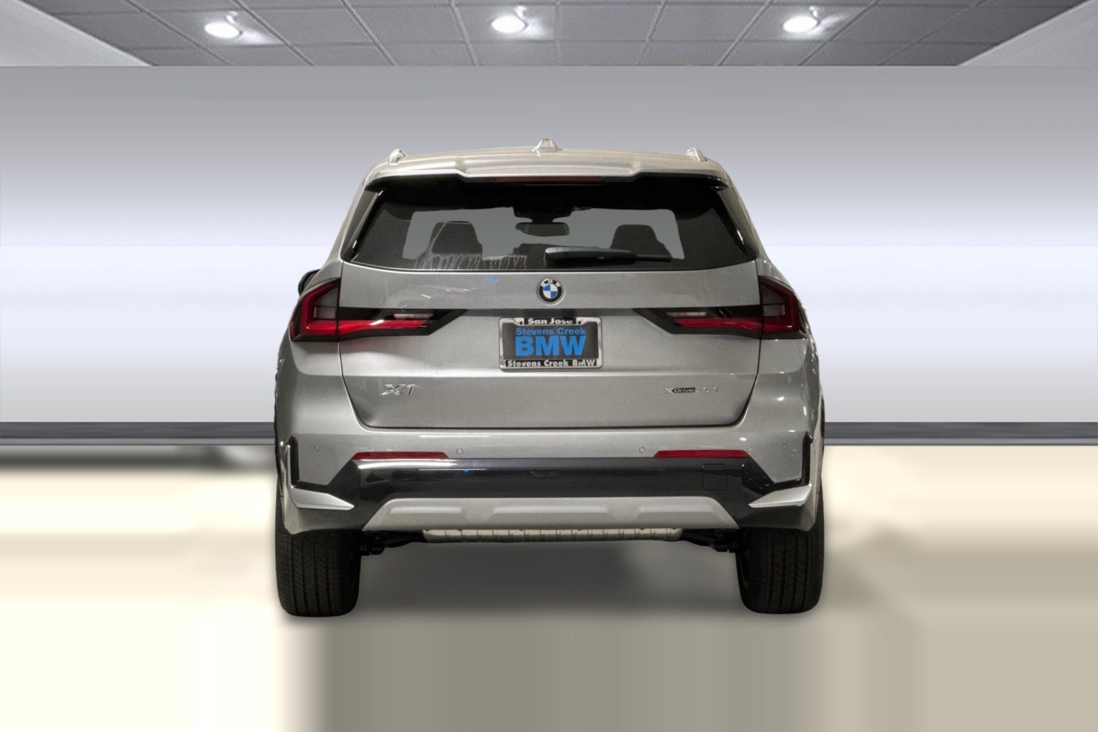 New 2026 BMW X1 xDrive28i w/ Technology Package AWD/4WD image 10