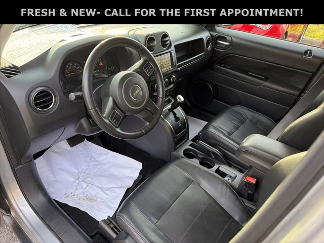 Used 2016 Jeep Patriot High Altitude image 15