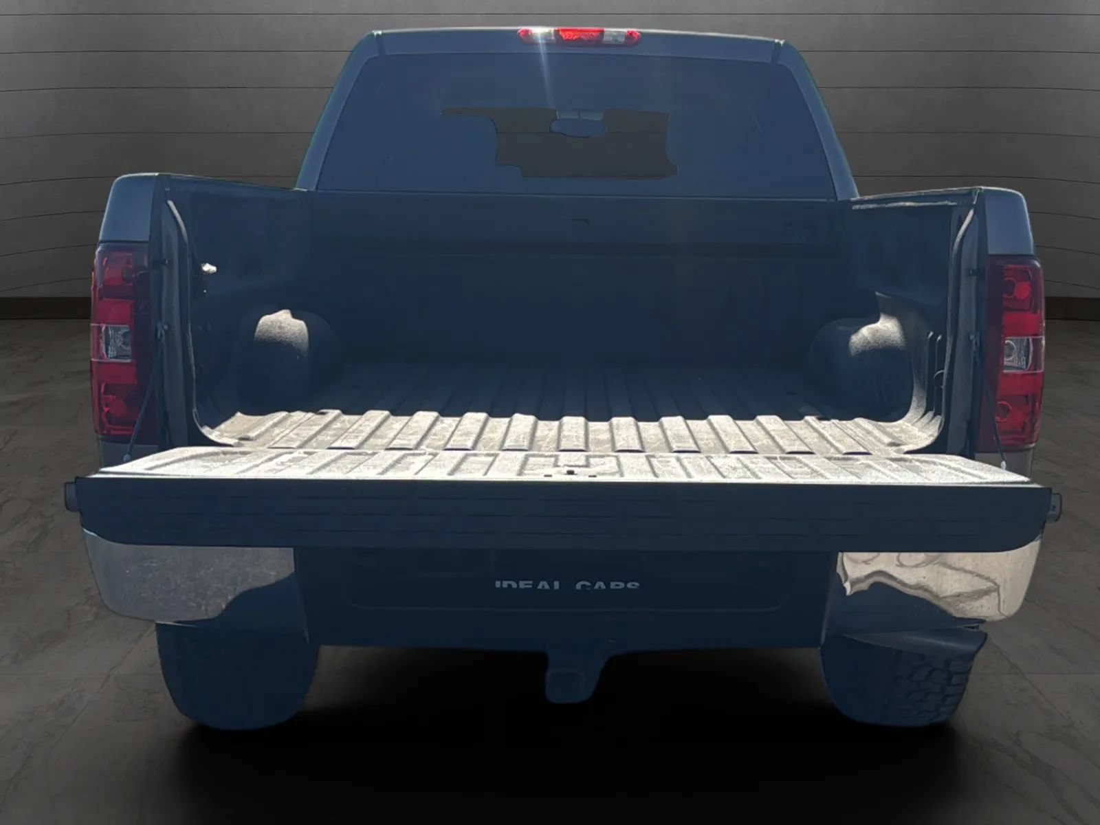 Used 2013 Chevrolet Silverado 1500 LT w/ All-Star Edition RWD image 9