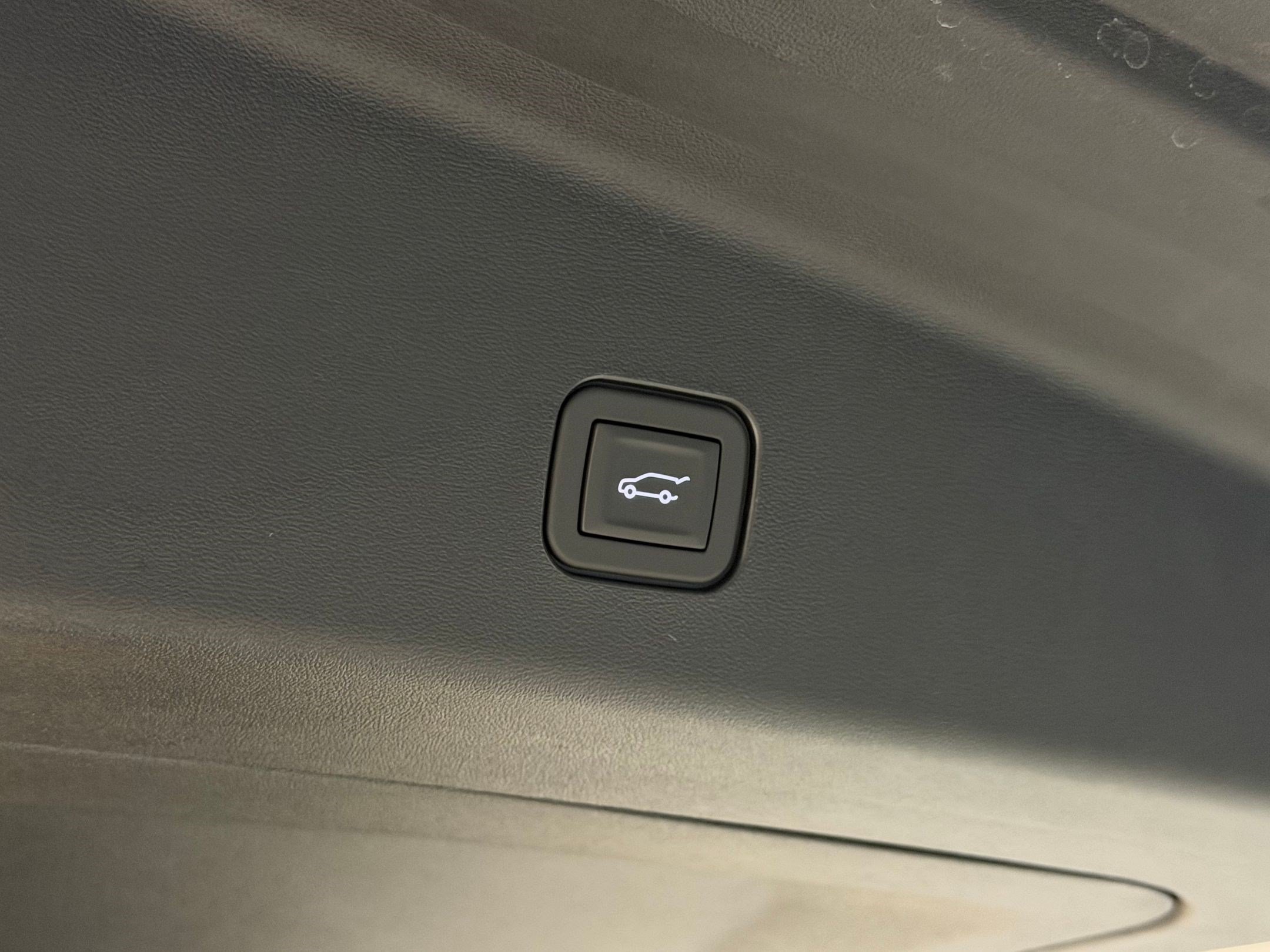 New 2026 Cadillac Vistiq Luxury AWD/4WD image 46