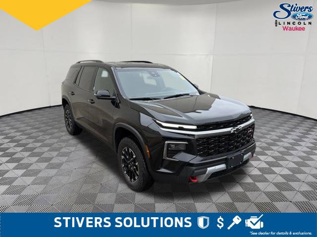Used 2024 Chevrolet Traverse Z71 AWD/4WD image 3