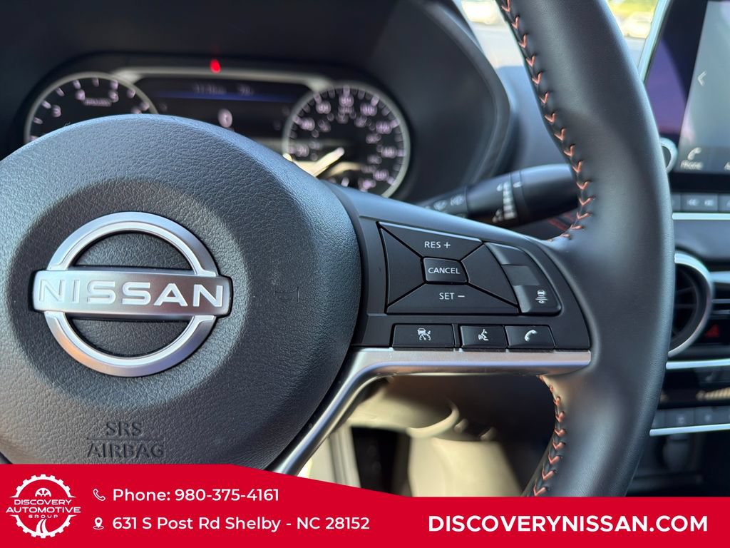 Certified 2025 Nissan Sentra SR w/ Midnight Edition FWD image 21