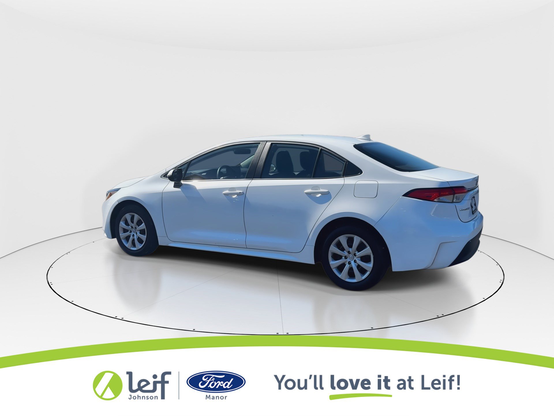 Used 2024 Toyota Corolla LE image 6