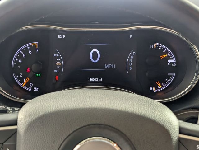 Used 2015 Jeep Grand Cherokee Limited w/ Trailer Tow Group IV image 19