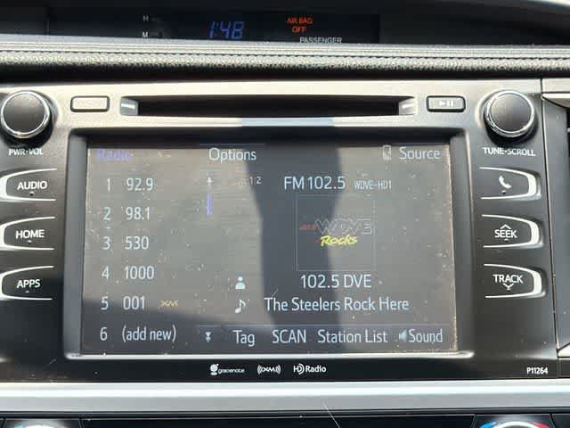 Used 2016 Toyota Highlander Plus AWD/4WD image 10