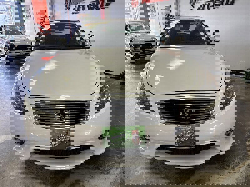 Used 2014 INFINITI Q60 Journey w/ Premium Package image 2