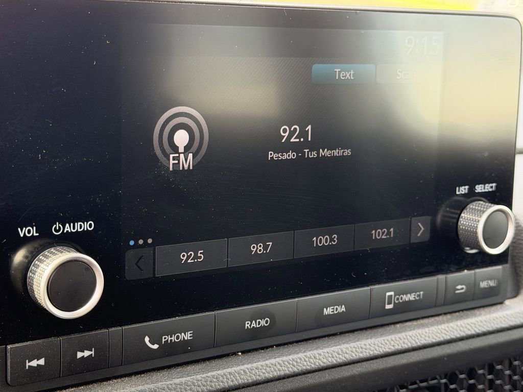 Used 2025 Honda CR-V LX image 17