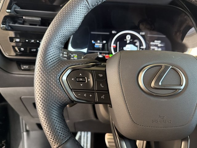 Certified 2026 Lexus TX 500h AWD w/ Technology Package image 15