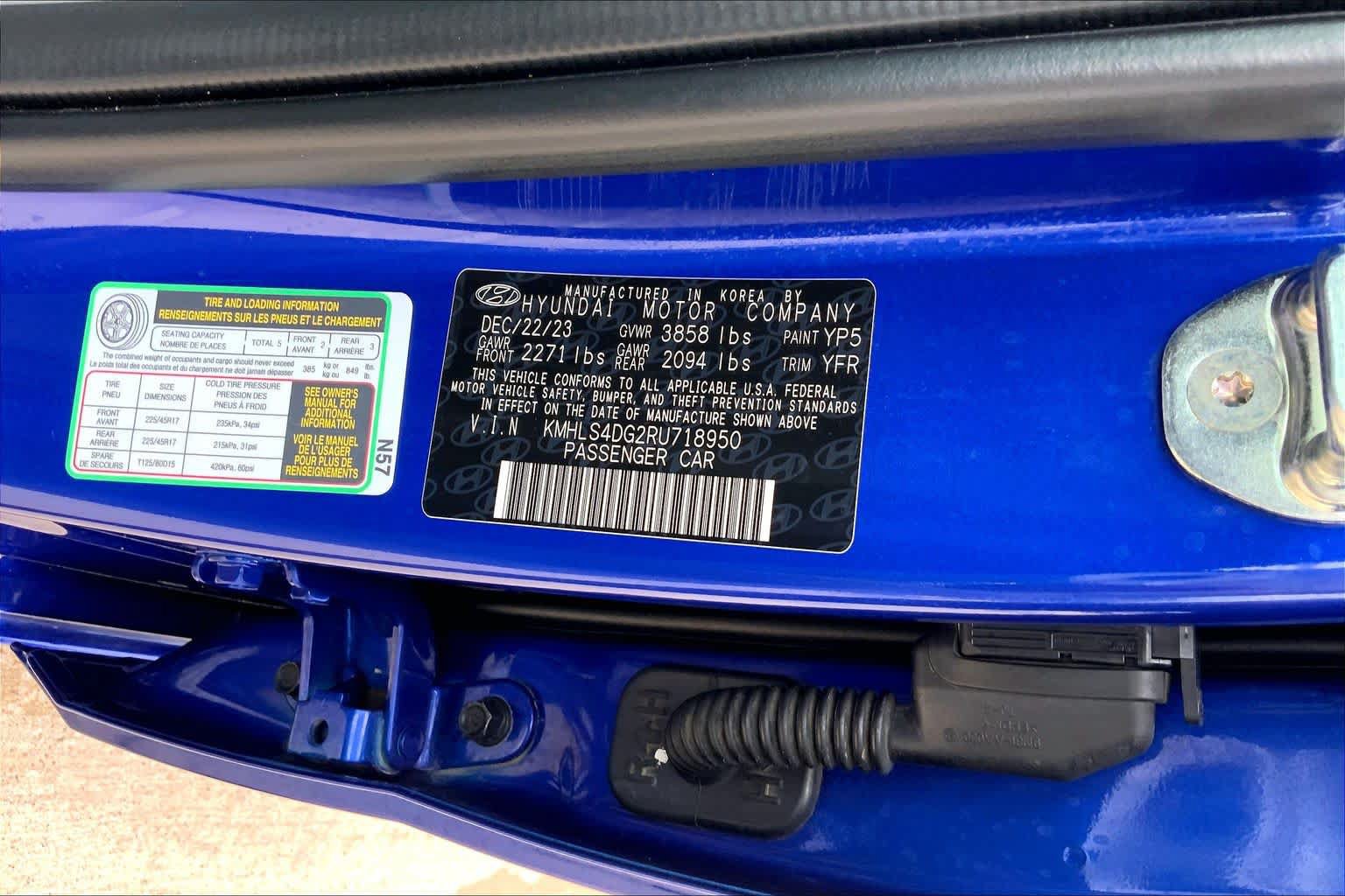 Used 2024 Hyundai Elantra SEL w/ Convenience Package FWD image 36