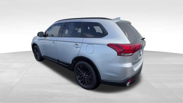 Used 2020 Mitsubishi Outlander SE image 19