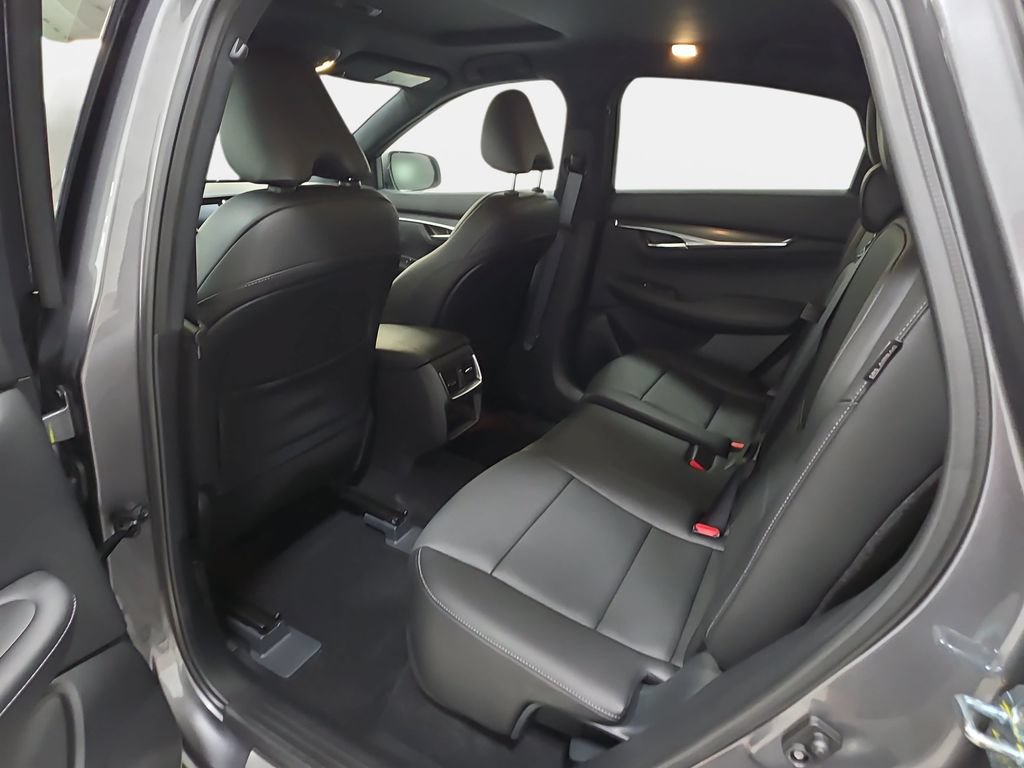 Certified 2025 INFINITI QX55 Luxe AWD/4WD image 10