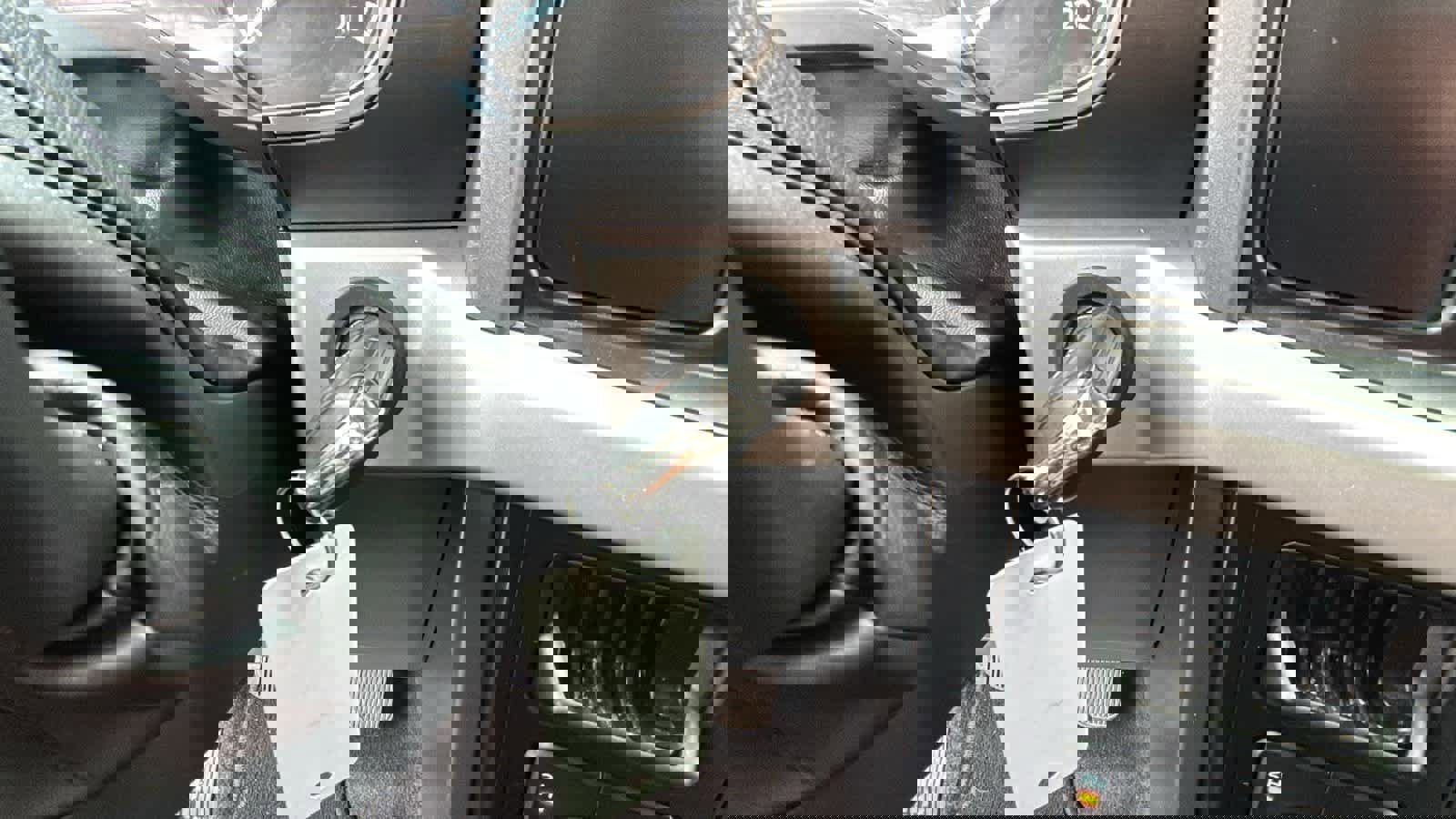 Used 2023 Ford F150 XLT image 11